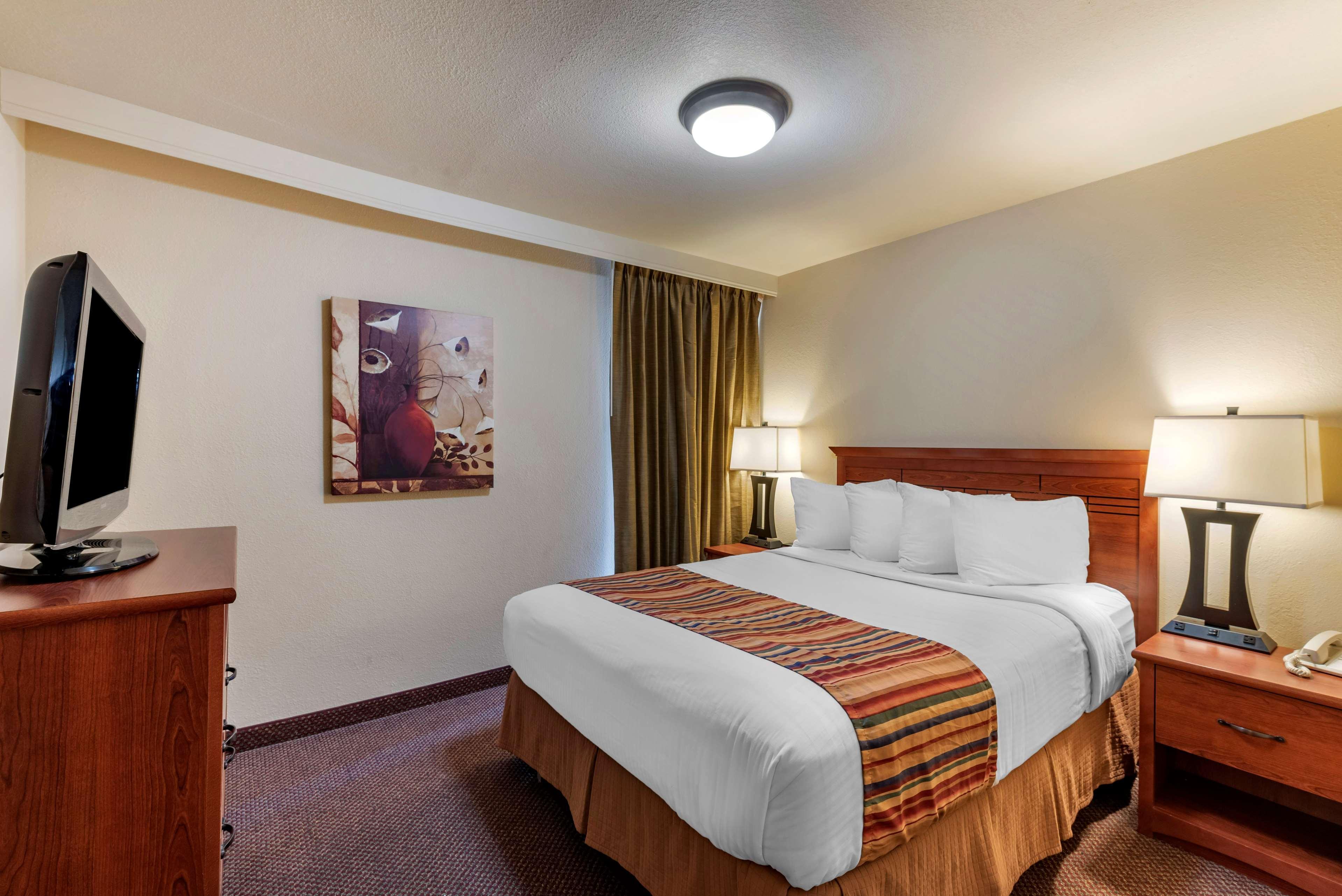 Best Western Sherwood Inn Clarksville Екстер'єр фото