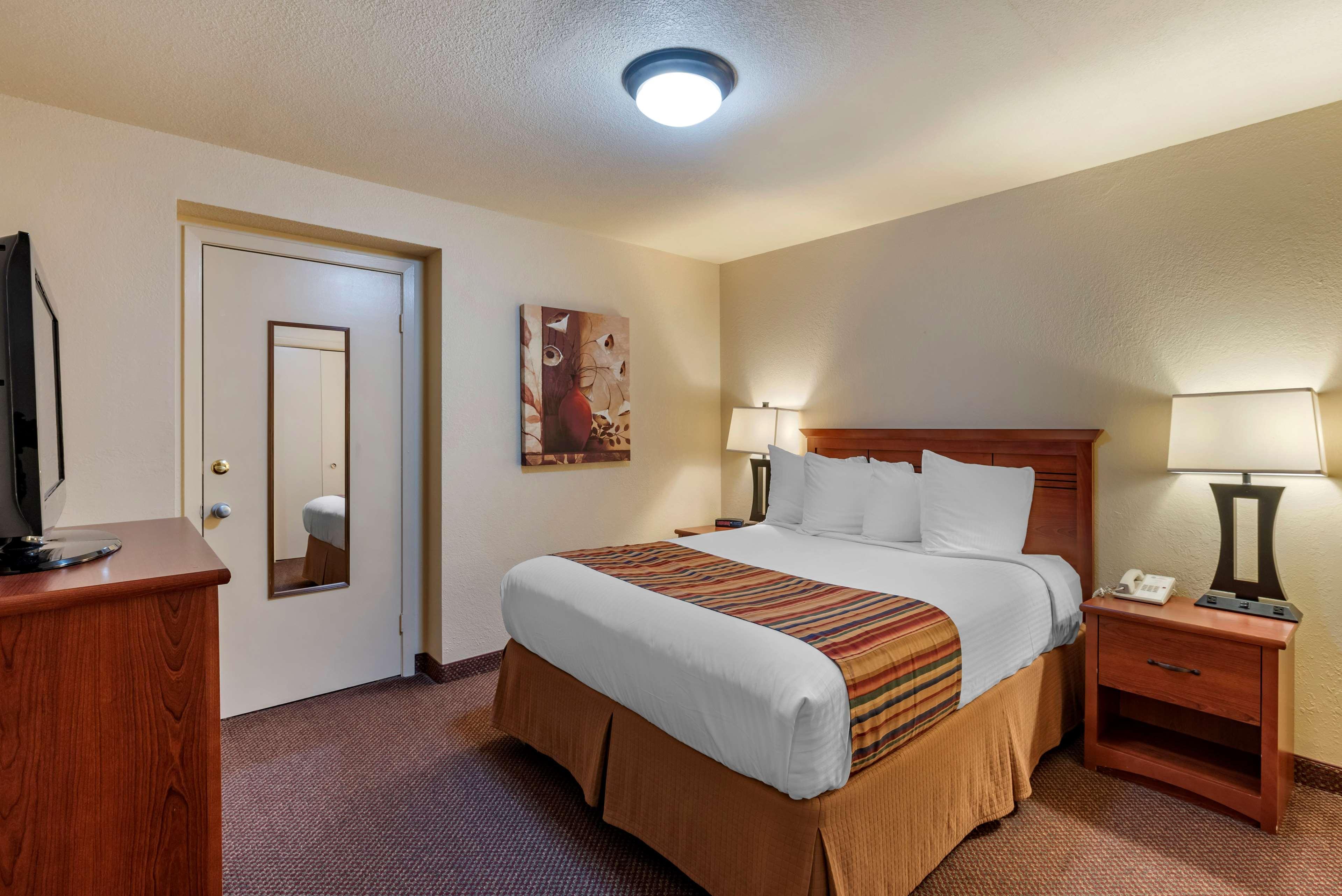 Best Western Sherwood Inn Clarksville Екстер'єр фото