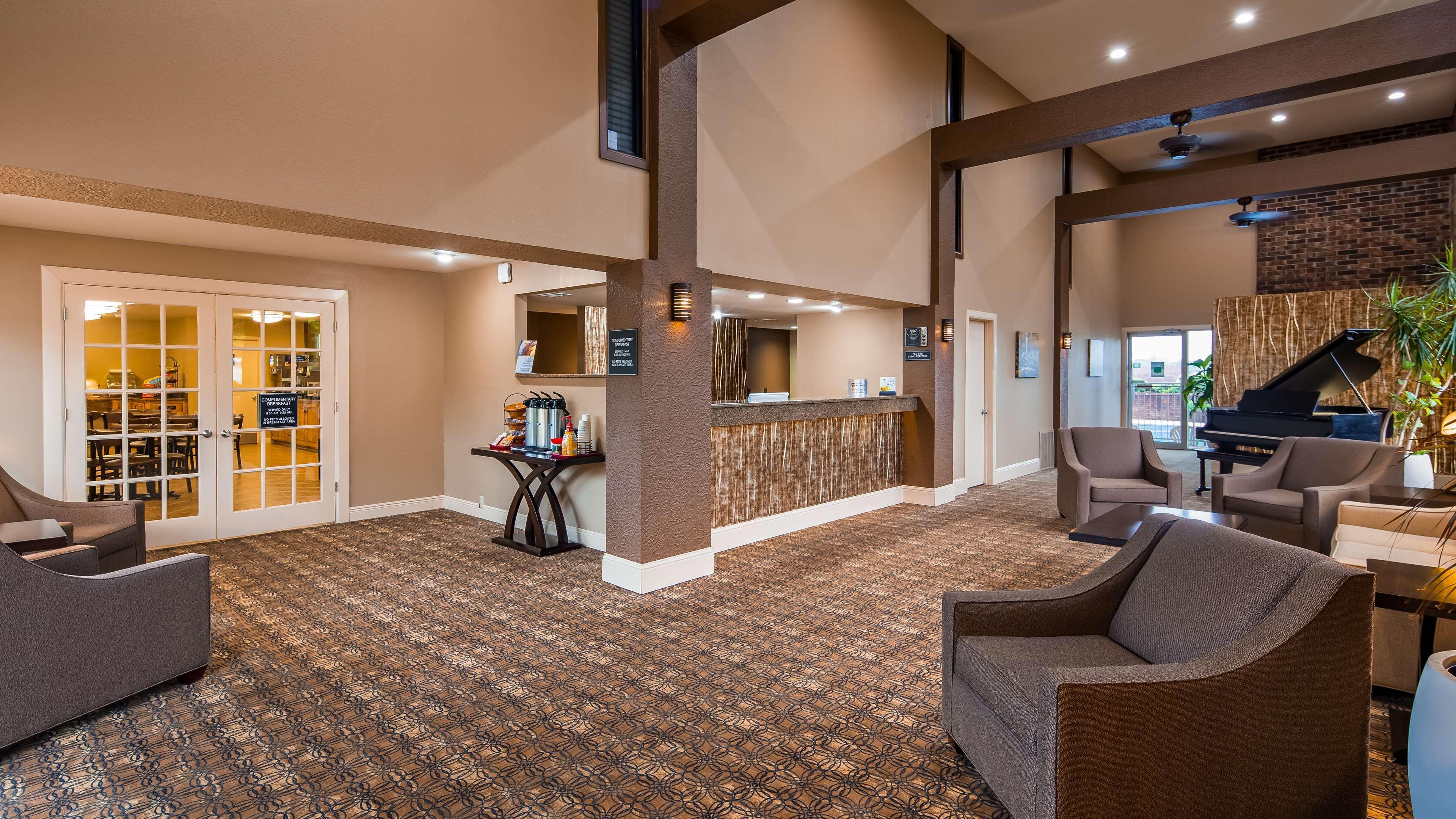 Best Western Sherwood Inn Clarksville Екстер'єр фото