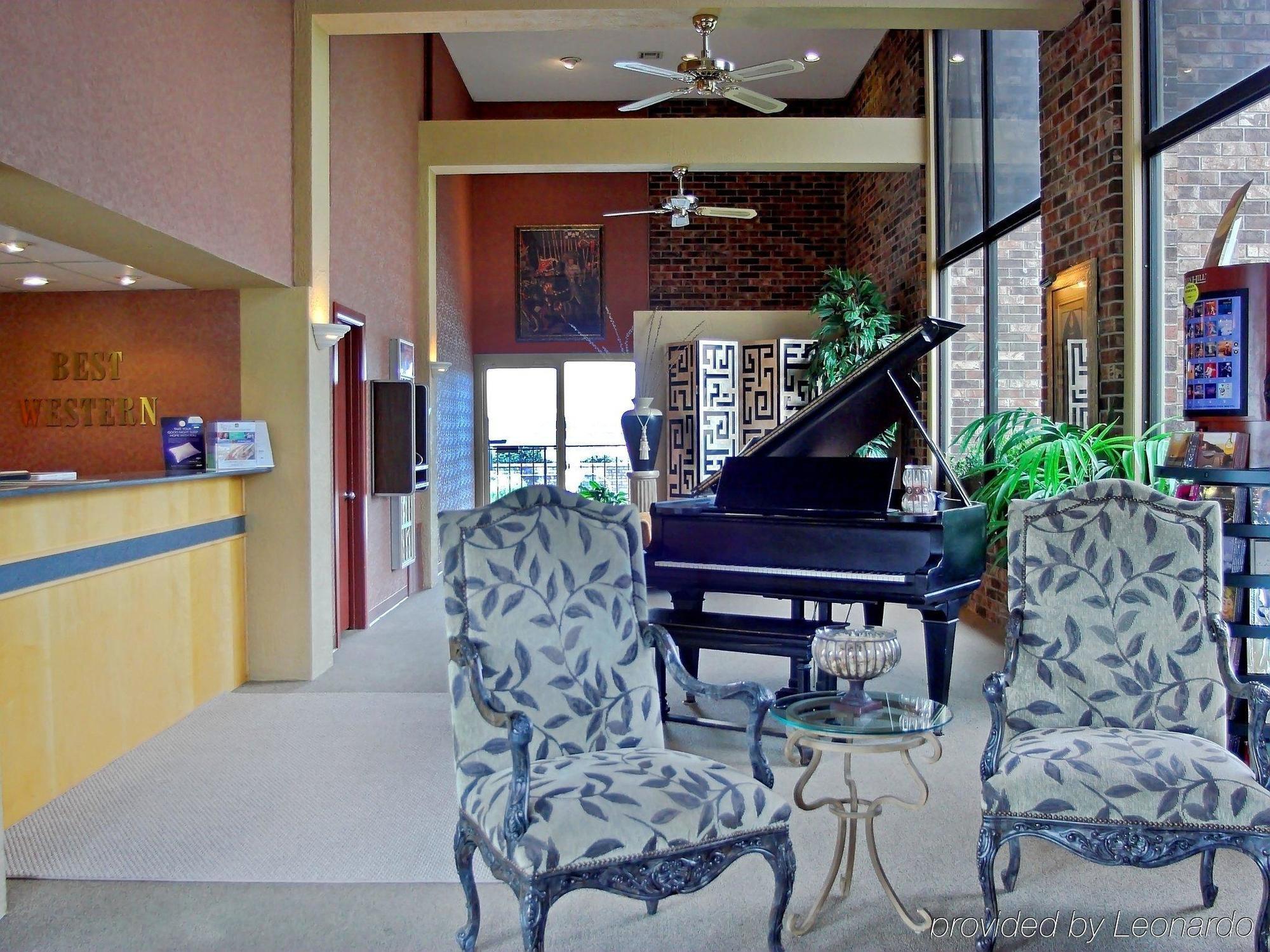 Best Western Sherwood Inn Clarksville Інтер'єр фото